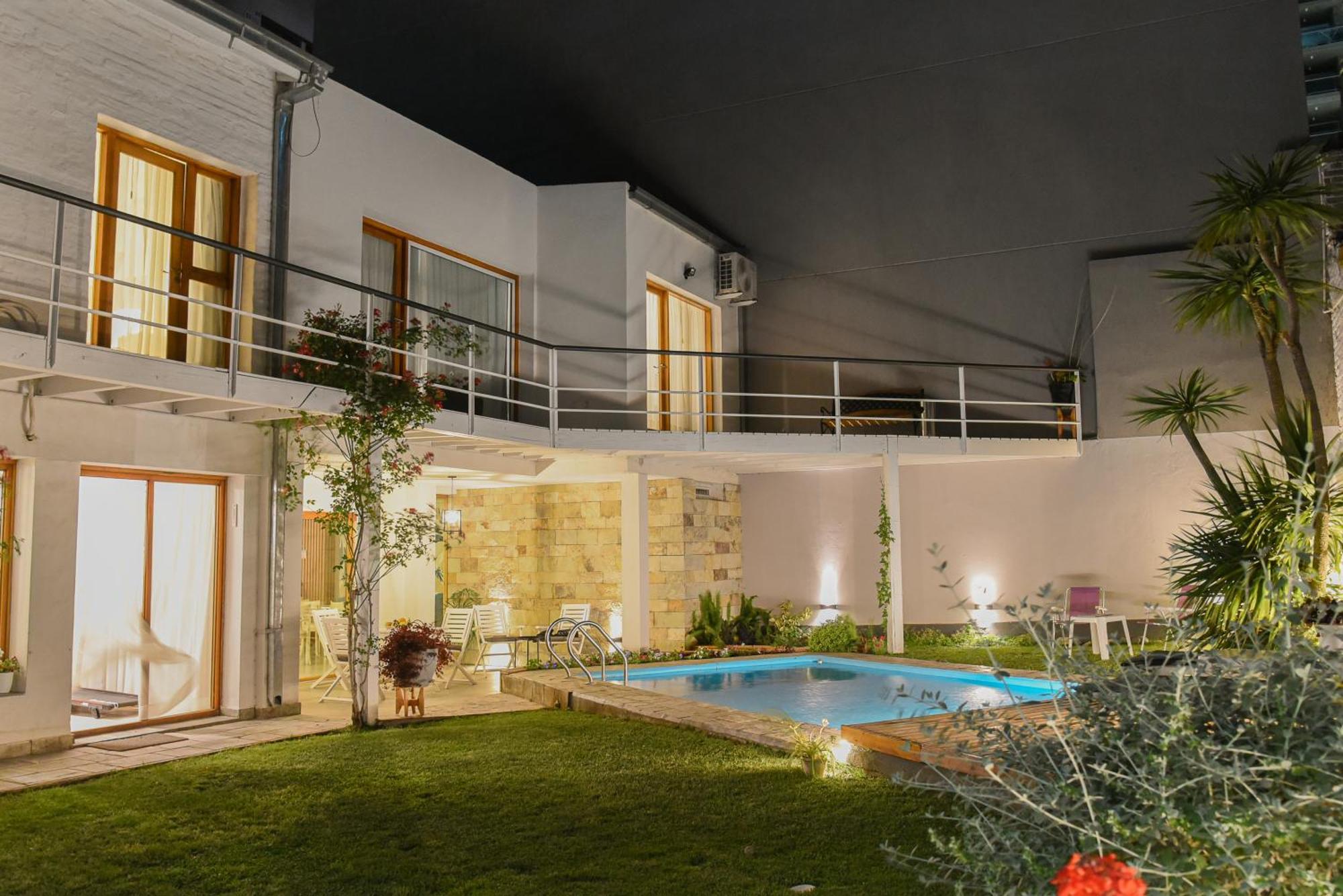 La Morada Petit Hotel Neuquen Bagian luar foto