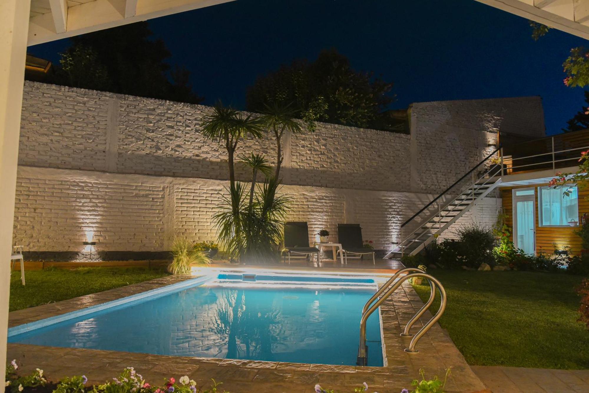 La Morada Petit Hotel Neuquen Bagian luar foto